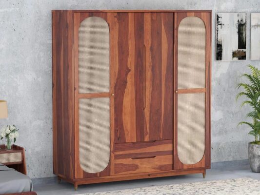 Lemari Pakaian Custom Jepara Kayu Jati: Elegan dan Tahan Lama