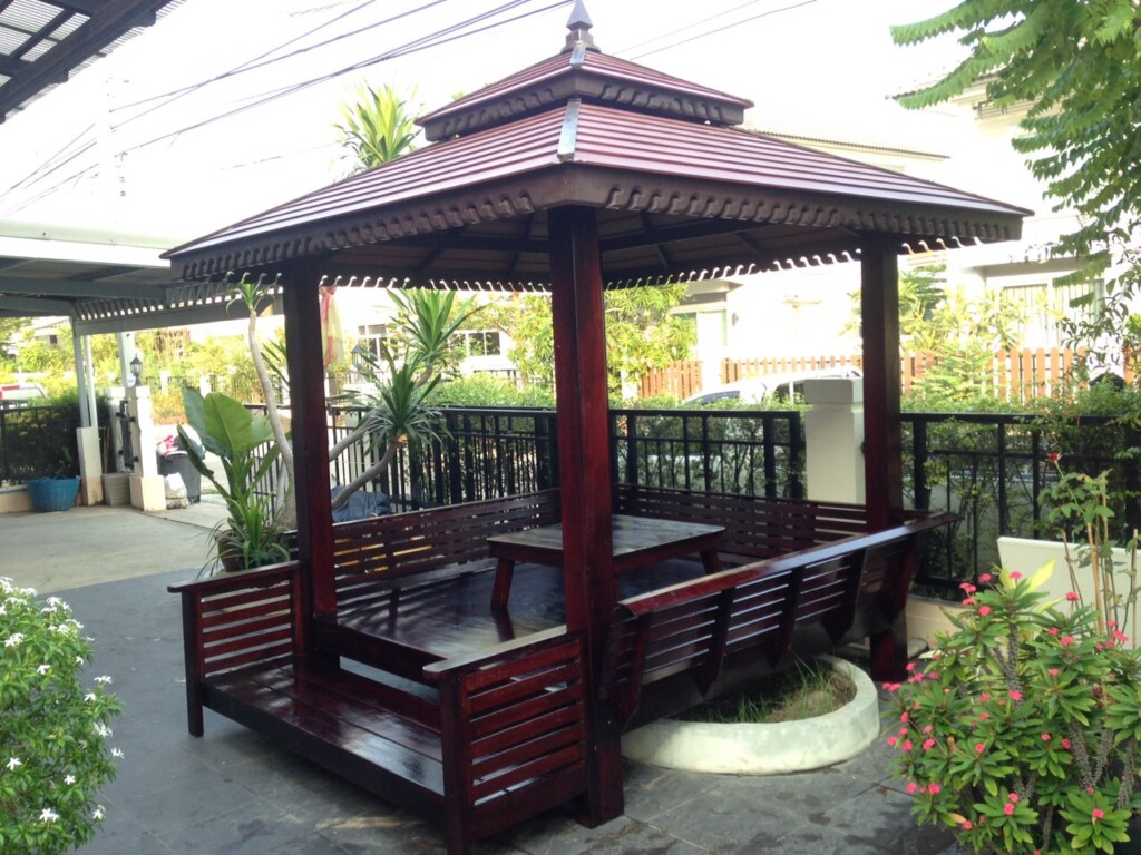 Inspirasi Gazebo Minimalis Jepara: Elegan dan Fungsional untuk Halaman Rumah
