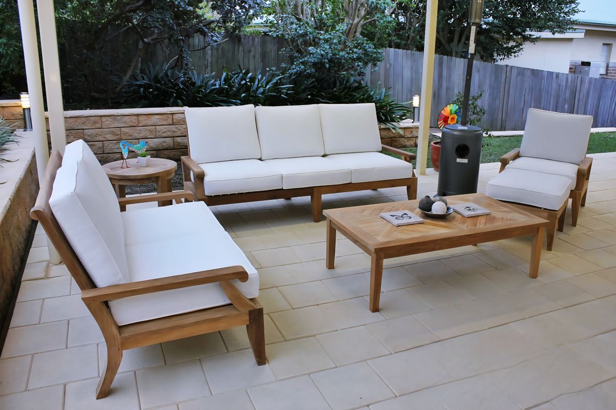 Kursi Teras Jepara: Keindahan, Kualitas, dan Pilihan Terjangkau untuk Furniture Outdoor
