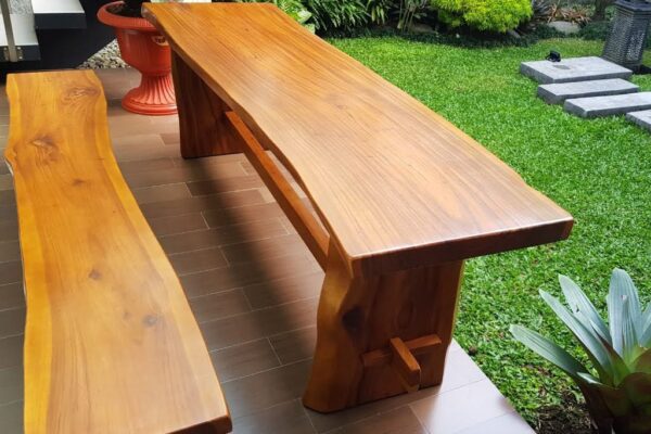 Mengenal Bahan Kursi Trembesi Jepara yang Estetik, Kuat, dan Tahan Lama