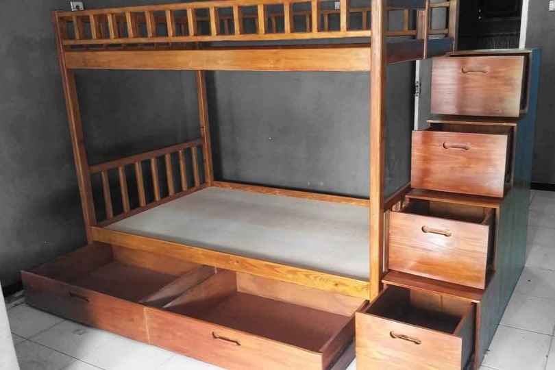 Dipan Tingkat Jati Jepara: Solusi Hemat Ruang dengan Sentuhan Elegan 1 Dipan Tingkat Jati Jepara: Solusi Hemat Ruang dengan Sentuhan Elegan