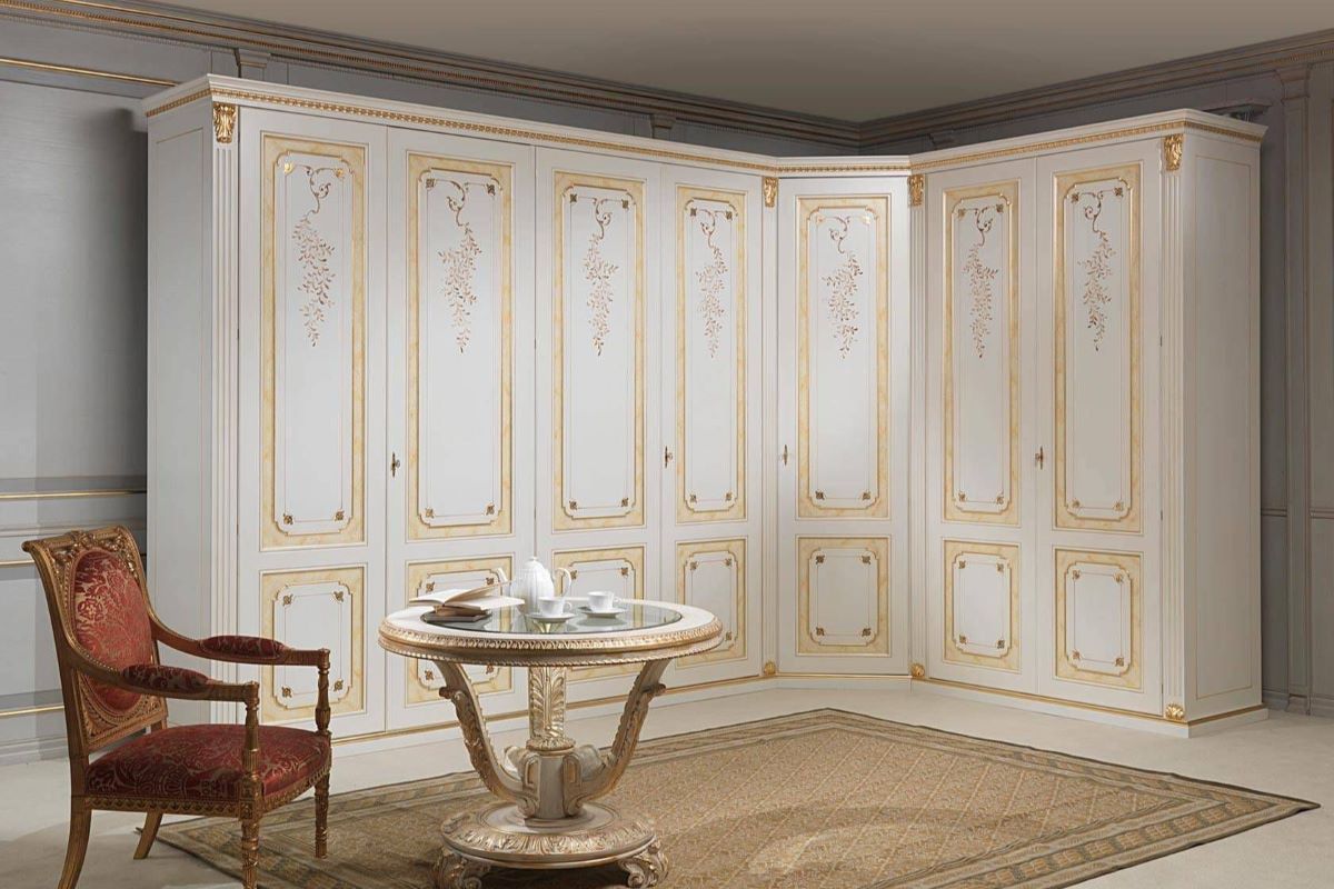 Lemari Pakaian Jepara: Sentuhan Mewah Kayu Jati untuk Kamar Impian Anda 1 Lemari Pakaian Jepara: Sentuhan Mewah Kayu Jati untuk Kamar Impian Anda