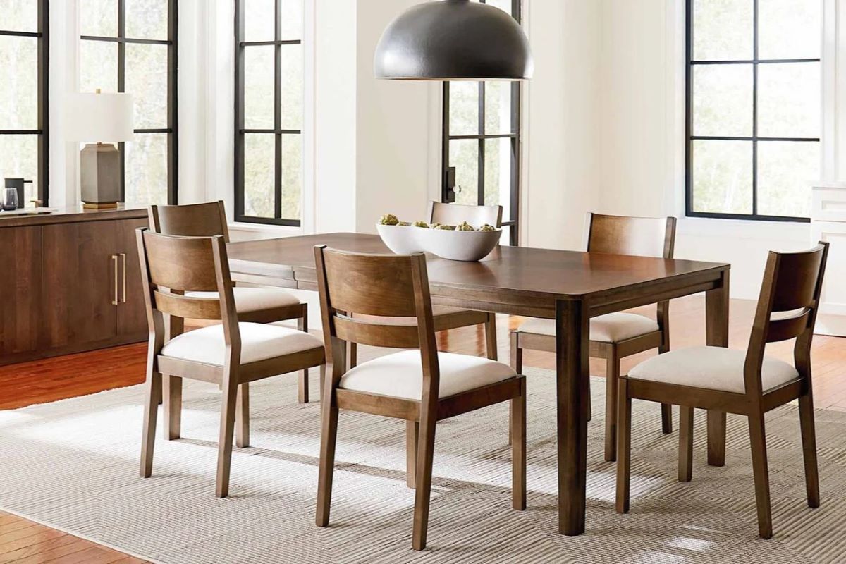 Percantik Ruang Makan Anda dengan Set Meja Makan Jepara Asli 1 Percantik Ruang Makan Anda dengan Set Meja Makan Jepara Asli