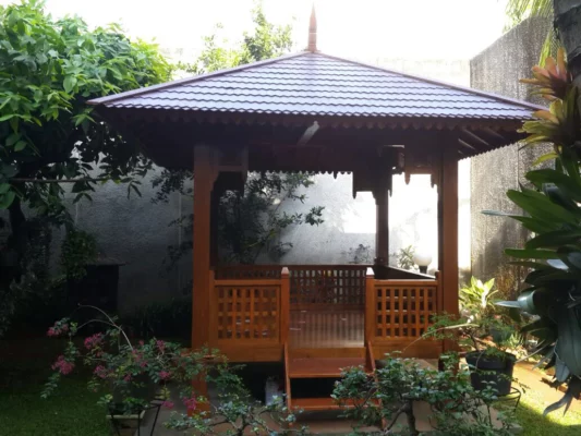 Tips Memilih Gazebo Taman Ukiran Jepara Tradisional yang Berkualitas dan Tahan Lama