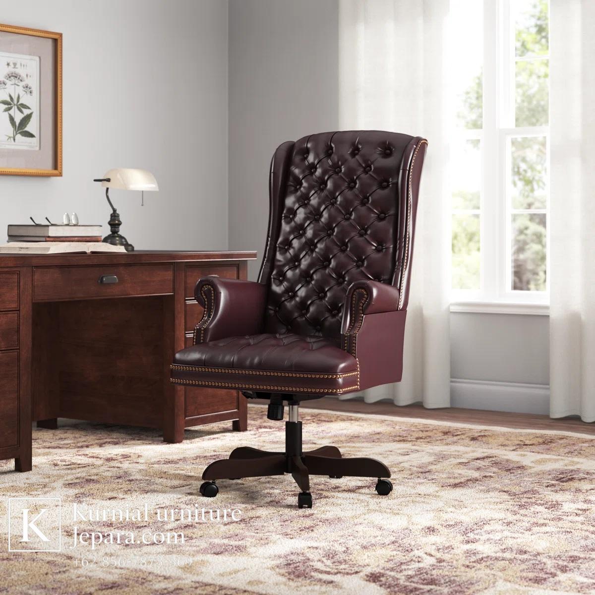 Kursi Rapat Kantor Kulit Mewah Desain Klasik 3 kursi rapat kantor kulit mewah warna maroon