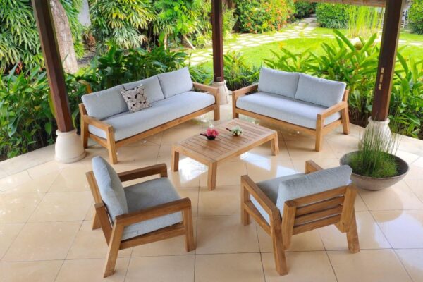 Inspirasi Teras Impian: Sentuhan Furniture Outdoor Minimalis Modern