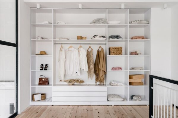 Tips Memilih Ukuran dan Model Desain Lemari Pakaian Minimalis yang Tepat