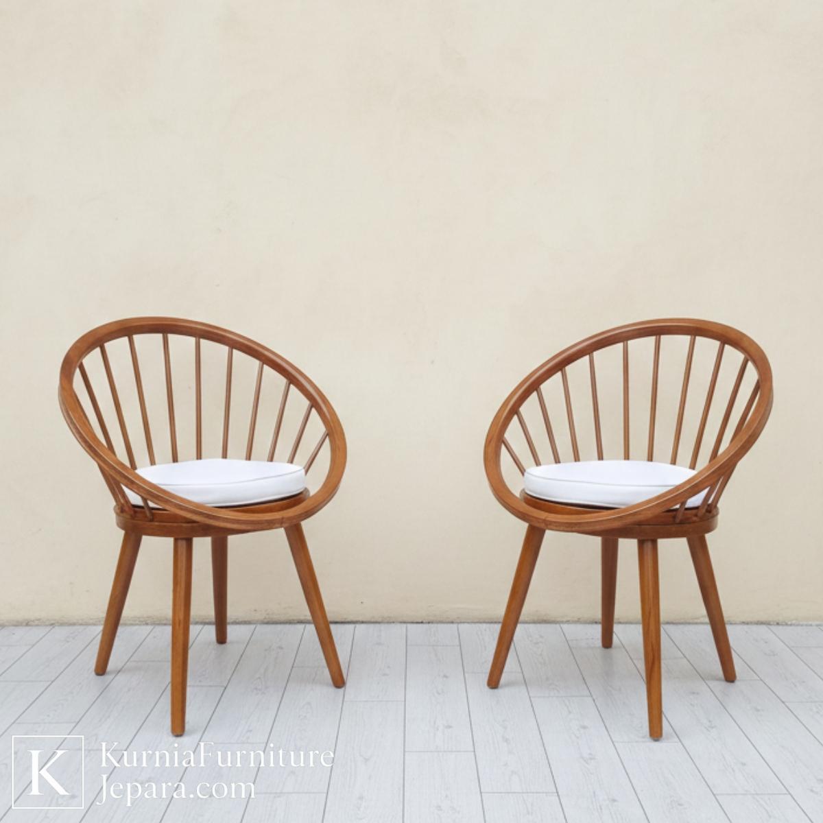 Smart Value Bangku Cafe Murah Kayu Solid Desain Simpel, Nyaman & Hemat untuk Usaha Cafe Berkembang 4 Smart Value Bangku Cafe Murah Kayu Solid Desain Simpel, Nyaman & Hemat untuk Usaha Cafe Berkembang - Image 2