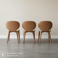 Artisan Touch Bangku Kayu untuk Cafe Modern Desain Organik Elegan, Nyaman & Berkelas untuk Ruang Usaha Premium 8 Untitled design 11 37