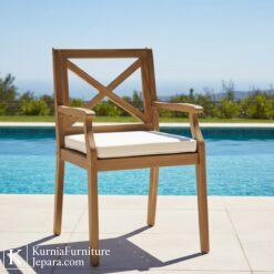 Terjangkau Kursi Outdoor Murah Berbahan Kayu Alami Nyaman untuk Taman, Teras & Area Santai 8 Untitled design 12 5