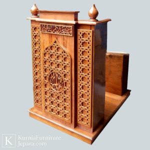 Jual mimbar masjid ukiran islami kayu jati dengan desain klasik elegan dan kokoh