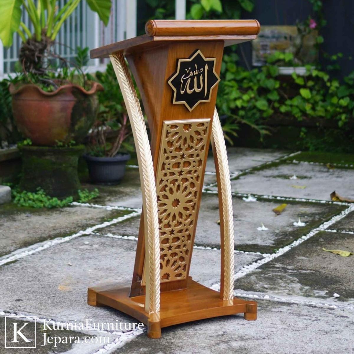 Classic Mimbar Masjid Sederhana Kayu Solid dengan Sentuhan Ukiran Islami Natural 5 Classic Mimbar Masjid Sederhana Kayu Solid dengan Sentuhan Ukiran Islami Natural - Image 3