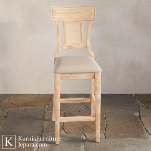 bangku cafe murah kayu berjajar untuk interior coffee shop