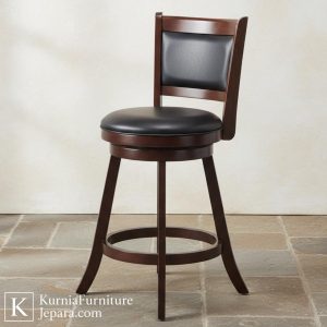 Bangku kursi cafe kayu dengan dudukan kulit hitam dan sandaran empuk