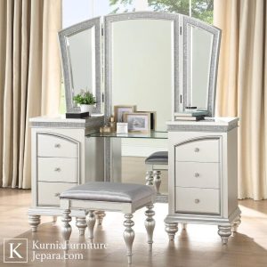Meja rias mewah minimalis warna putih dengan cermin lipat dan bangku empuk elegan