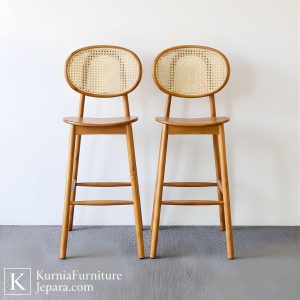 jual kursi bar kayu solid desain minimalis untuk cafe dan restoran