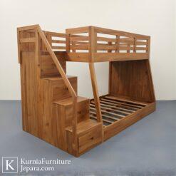 tempat tidur tingkat dari jati solid dengan tangga dan laci penyimpanan