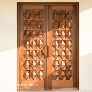 kusen minimalis dua pintu kayu dengan desain geometris modern