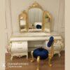 Opulent Meja Rias Mewah Minimalis dengan Cermin Tiga Panel & Sentuhan Emas Elegan 2 Meja rias mewah minimalis putih dengan cermin tiga panel dan aksen emas