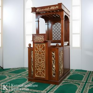 mimbar kayu jati ukiran kaligrafi elegan untuk masjid