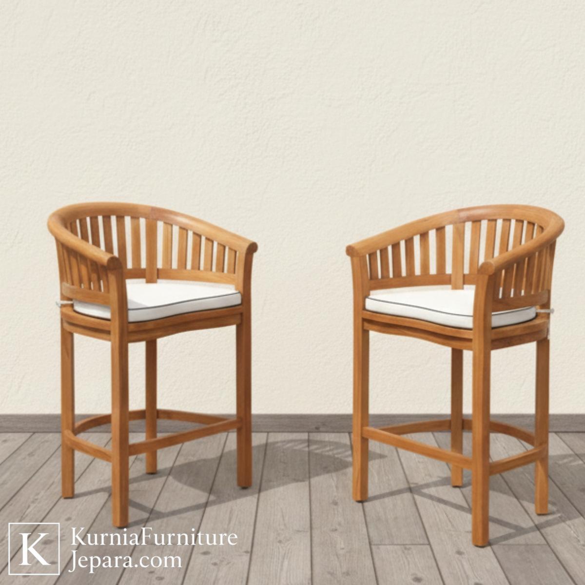 Exclusive Bangku untuk Cafe Kayu Solid Set Kursi Bar & Meja Cafe Elegan Bernuansa Natural 4 Exclusive Bangku untuk Cafe Kayu Solid Set Kursi Bar & Meja Cafe Elegan Bernuansa Natural - Image 2