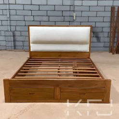 Dipan laci minimalis kayu jati modern Jepara dengan desain elegan