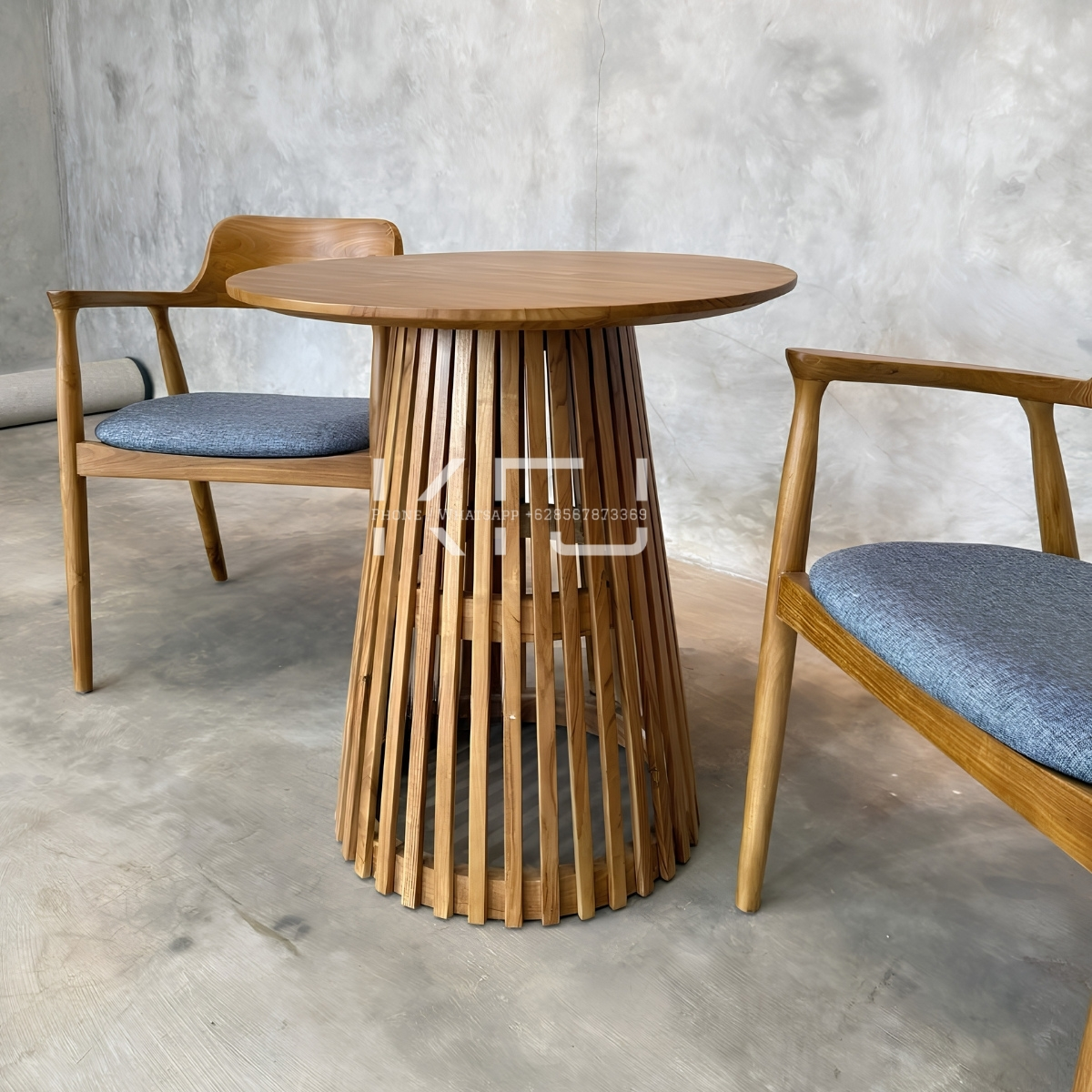 Kursi Kayu Minimalis Cafe Modern Set Meja Bundar Jati Estetik 5 Kursi kayu cafe modern dudukan empuk minimalis