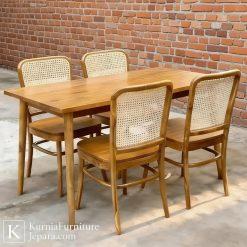 Meja makan minimalis modern kayu jati 4 kursi rotan