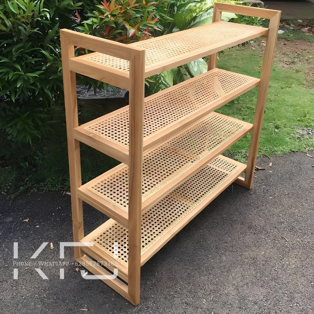 Rak Sepatu Kayu Minimalis Terbaru Jati Kombinasi Rotan – Model Rak Sepatu Kayu Modern & Elegan 1 Rak sepatu kayu minimalis terbaru kombinasi rotan natural
