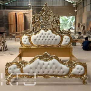Tempat tidur ukiran Jepara mewah gold luxury model klasik elegan